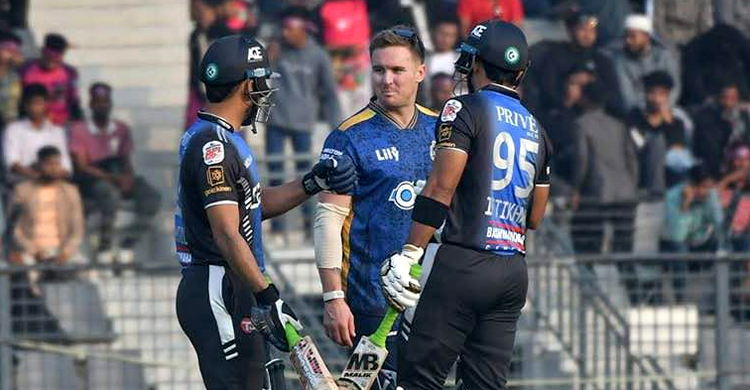 চতুর্থ হার শাকিব খানের ঢাকার, টানা পঞ্চম জয় রংপুরের